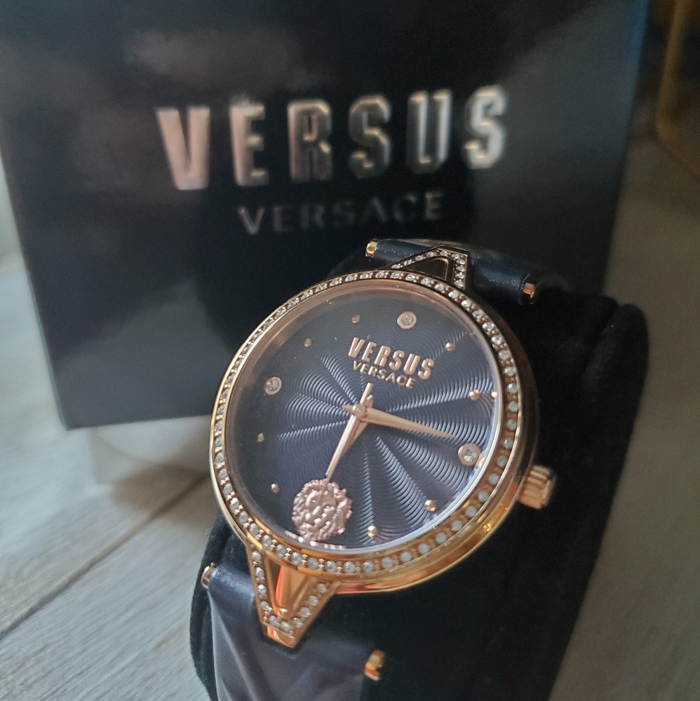 SOLD$$$ VERSUS VERSACE Navy Blue Rosegold Watch